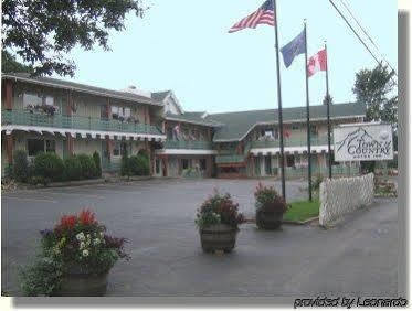 Town & Country Motor Inn Lake Placid Dış mekan fotoğraf